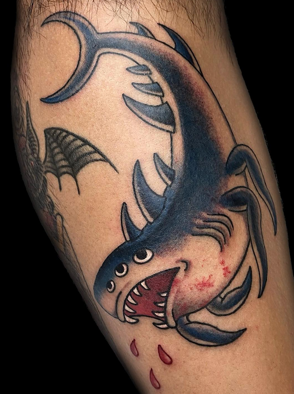 1-Ashley, artist at Fattys Tattoos _ Piercings, shark tattoo on leg