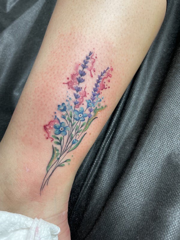 floral micro tattoo by Mikey, Fattys Tattoos & Piercings