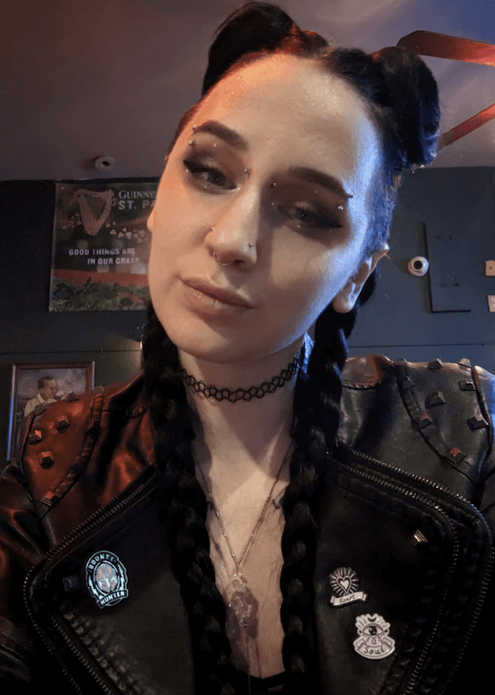 Jacqi, Artist at fattys Tattoos _ Piercings